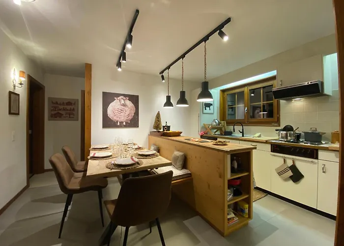 Wonderful Overlooking The Swiss Alps Apartment Chateau-d'Oex