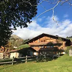 Wonderful Overlooking The Swiss Alps Appartamento *